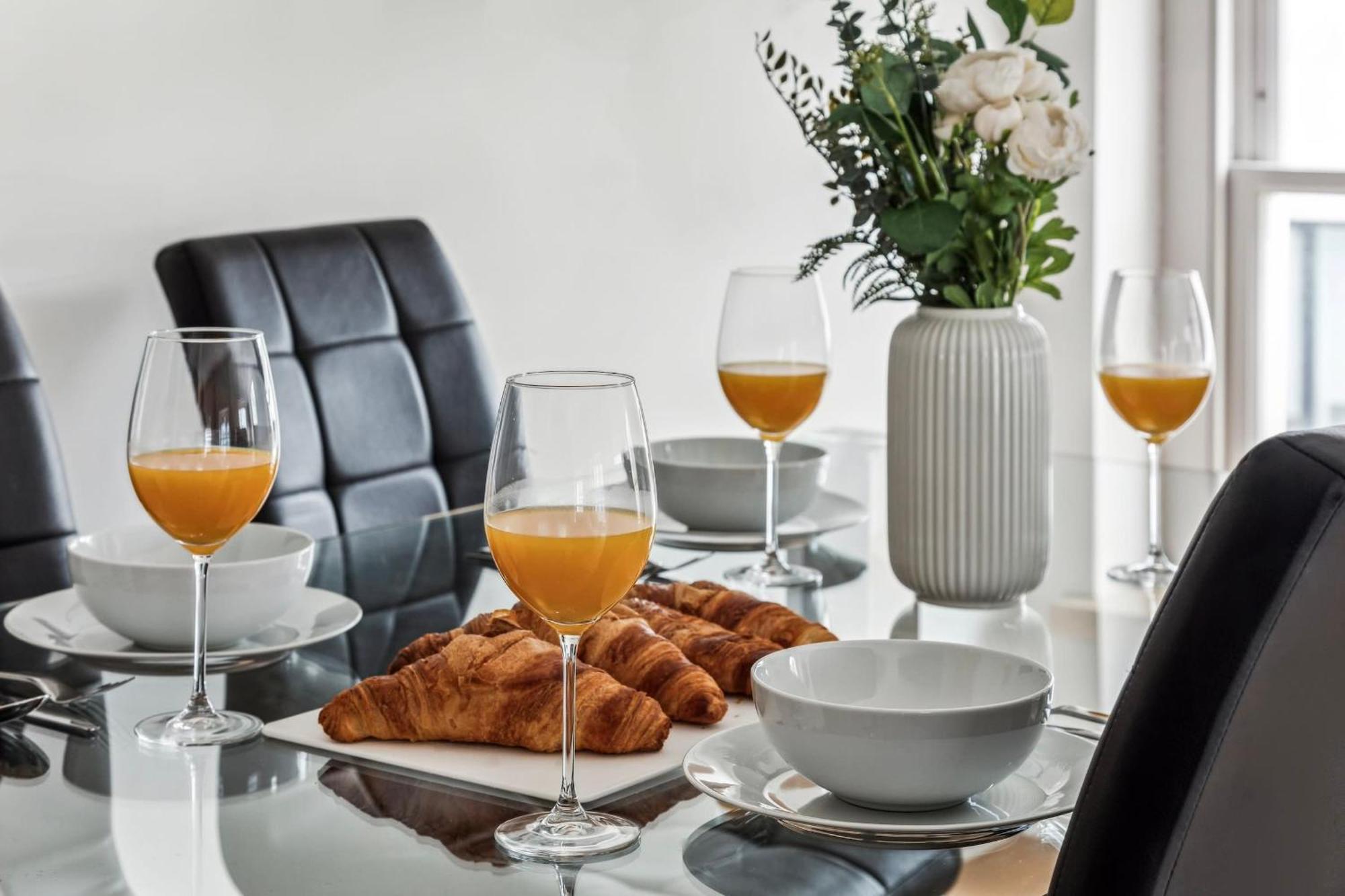 Modern 1Br In Central Fitzrovia - Cityapartmentstay Londra Esterno foto