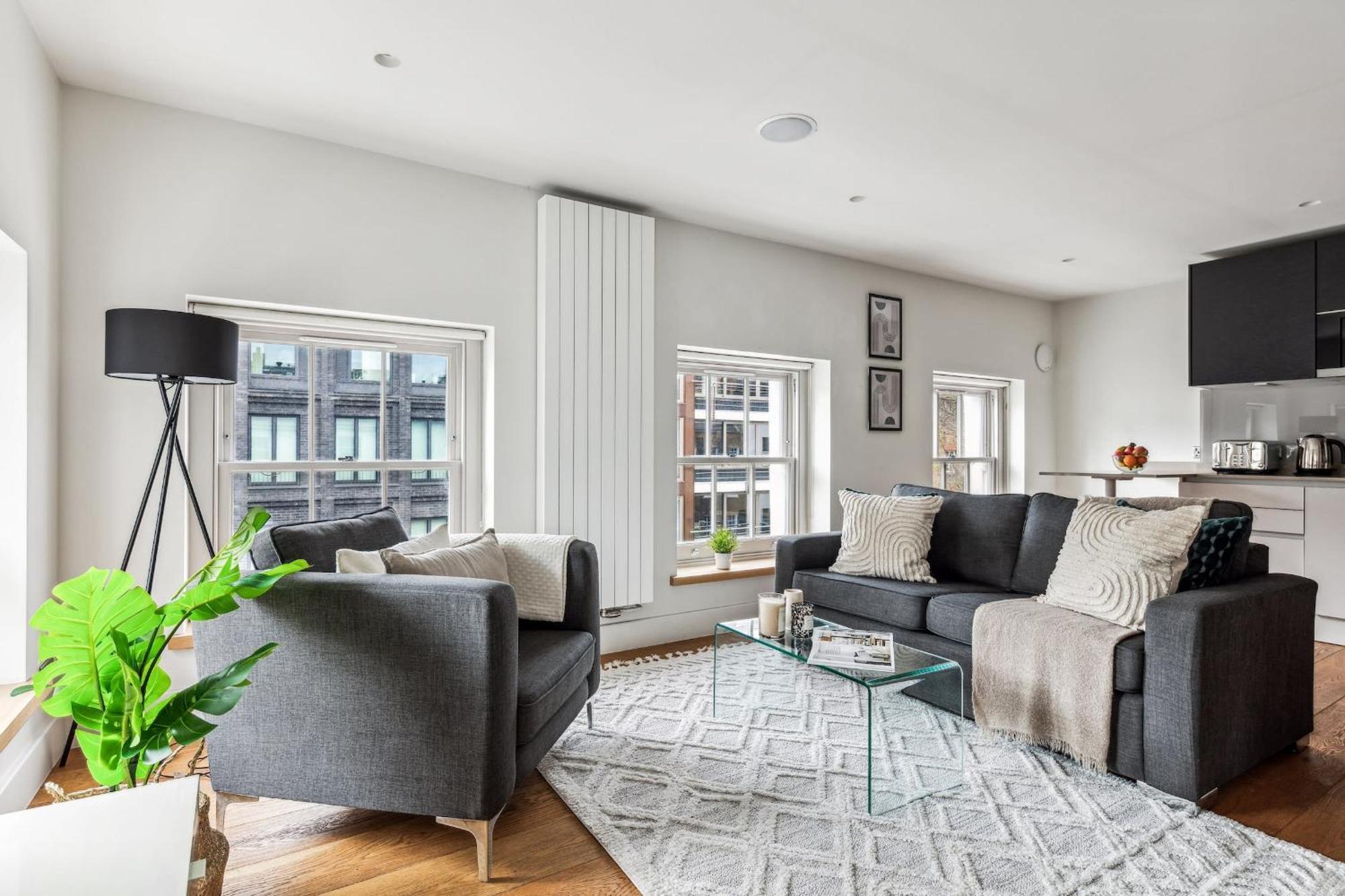 Modern 1Br In Central Fitzrovia - Cityapartmentstay Londra Esterno foto